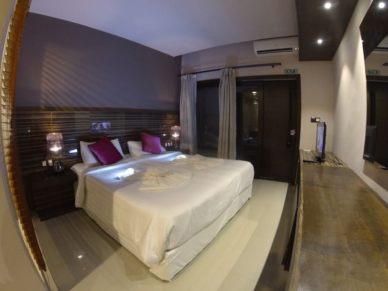 Blancura Hotel Dharavandhoo Eksteriør billede